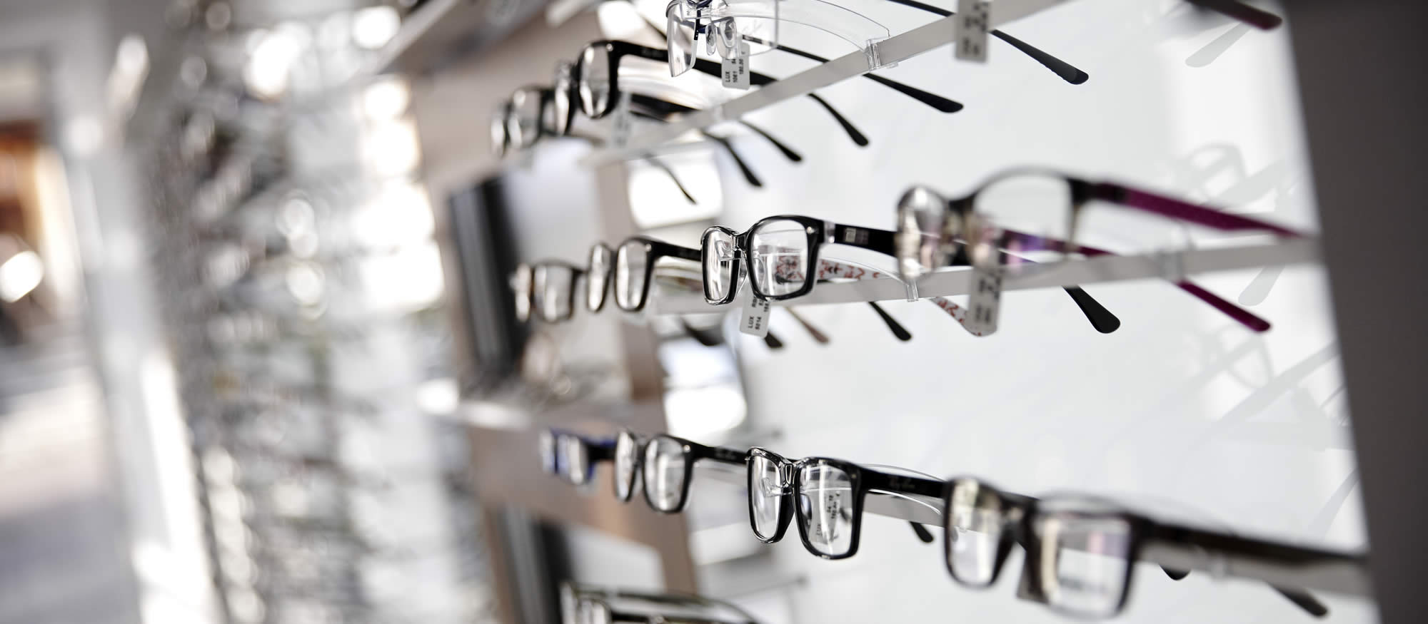Modische Brillen von Top-Marken bei Optik & Akustik Mayer